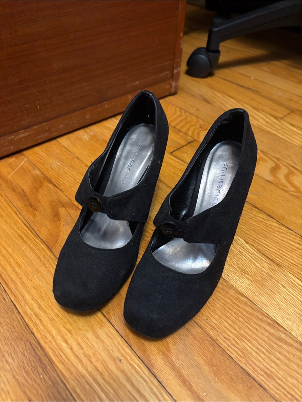 Black Suede Mary Jane Heels - Classic Ann Marino Women's Pumps Size 5.5